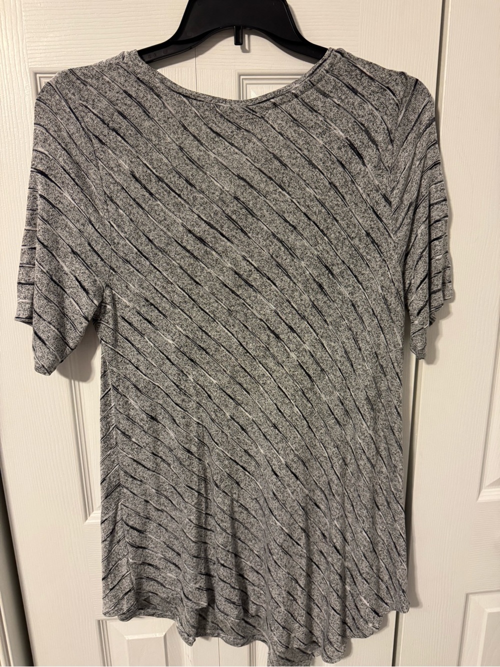 Apt. 9 Heather Gray Diagonal Stripe Short Sleeve Tunic